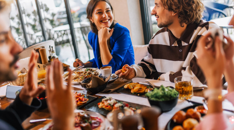 How to Survive the Holidays When Your Belly Is a Grinch